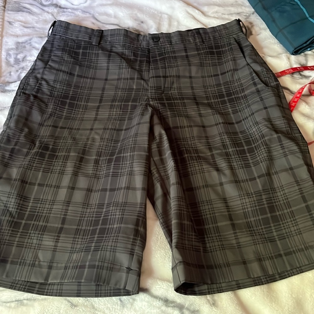 NIKEGOLF Tour performance shorts 32
